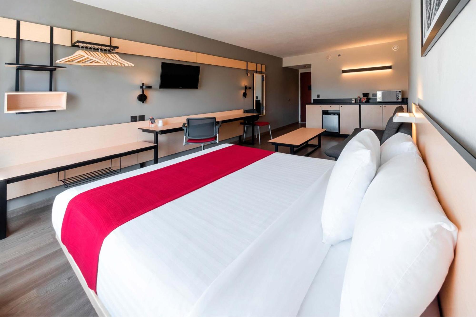 City Express By Marriott Chihuahua Exterior foto